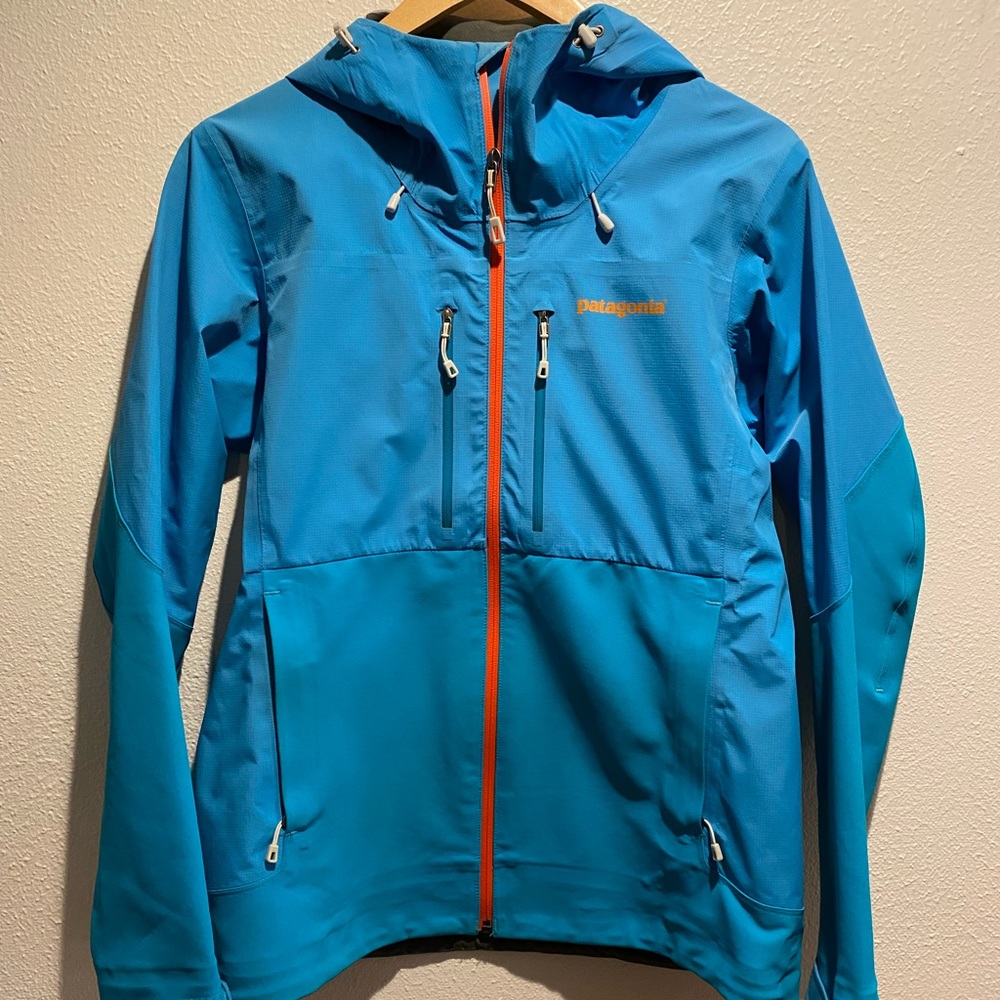 Patagonia waterproof stretch hardshell jacket size S